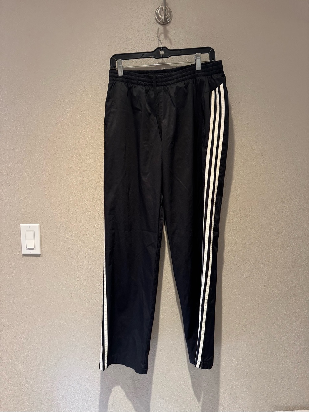 Adidas Classic Black 3-Stripe Track Pants / Wind Pants - Size Medium